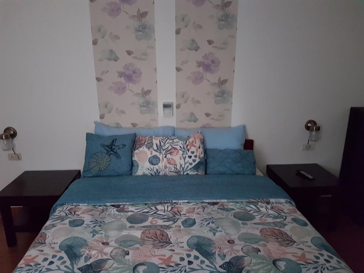 Pentaqua -Dineros Guest House Irosin Екстер'єр фото
