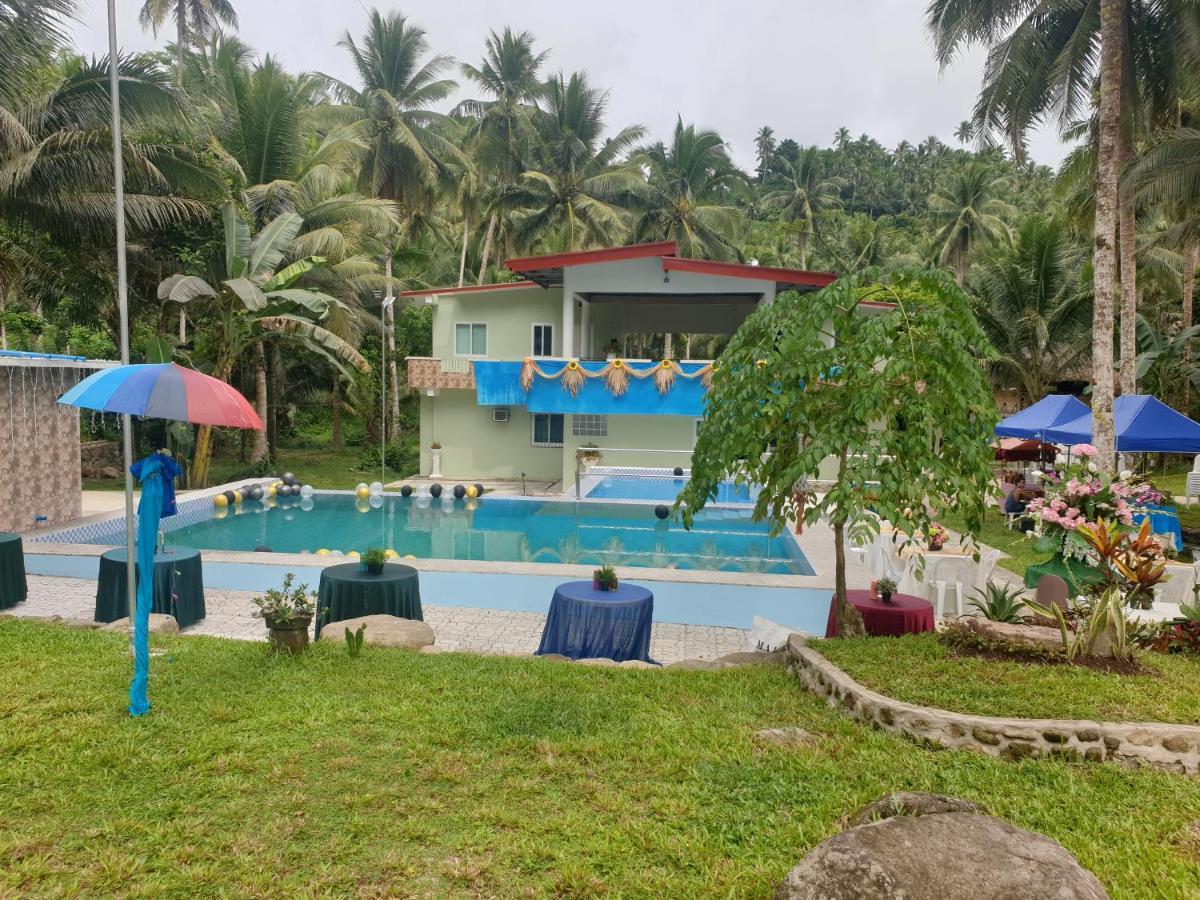 Pentaqua -Dineros Guest House Irosin Екстер'єр фото